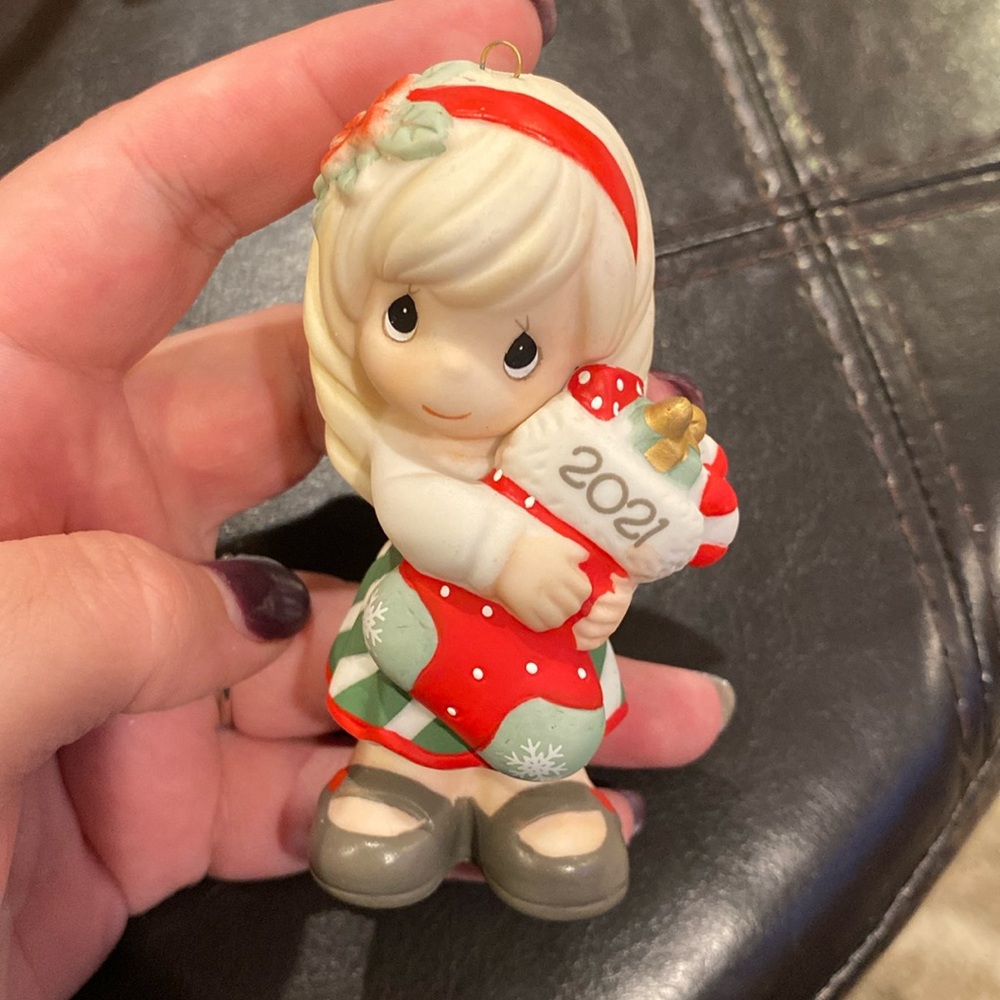 2021 Christmas Precious Moment ornament